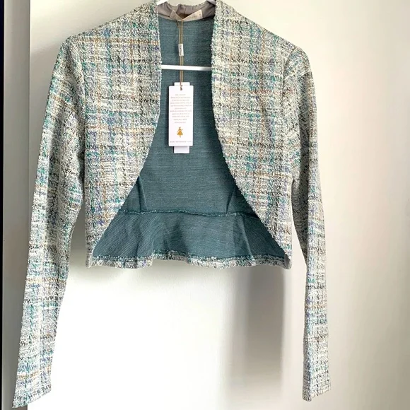 Belle Poque cropped blazer/cardigan with sparkly silver thread size small - Picture 1 of 6